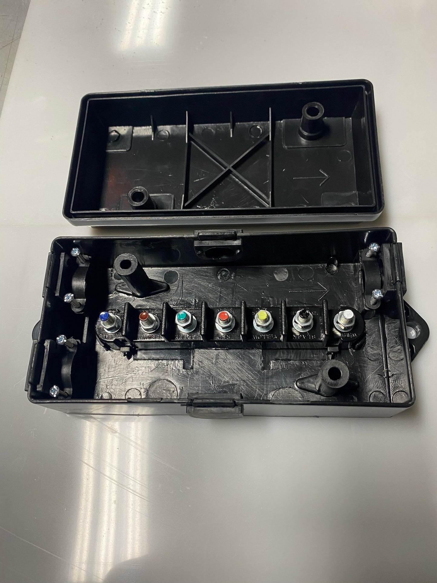 Junction Box- Black Plastic 7 way Junction Box-